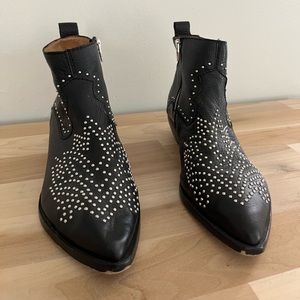 Dolce Vita ankle boots